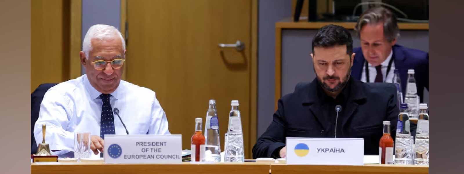 යුක්‍රේන ජනාධිපති යුරෝපා සංගම් නායකයින් හමුවෙයි..